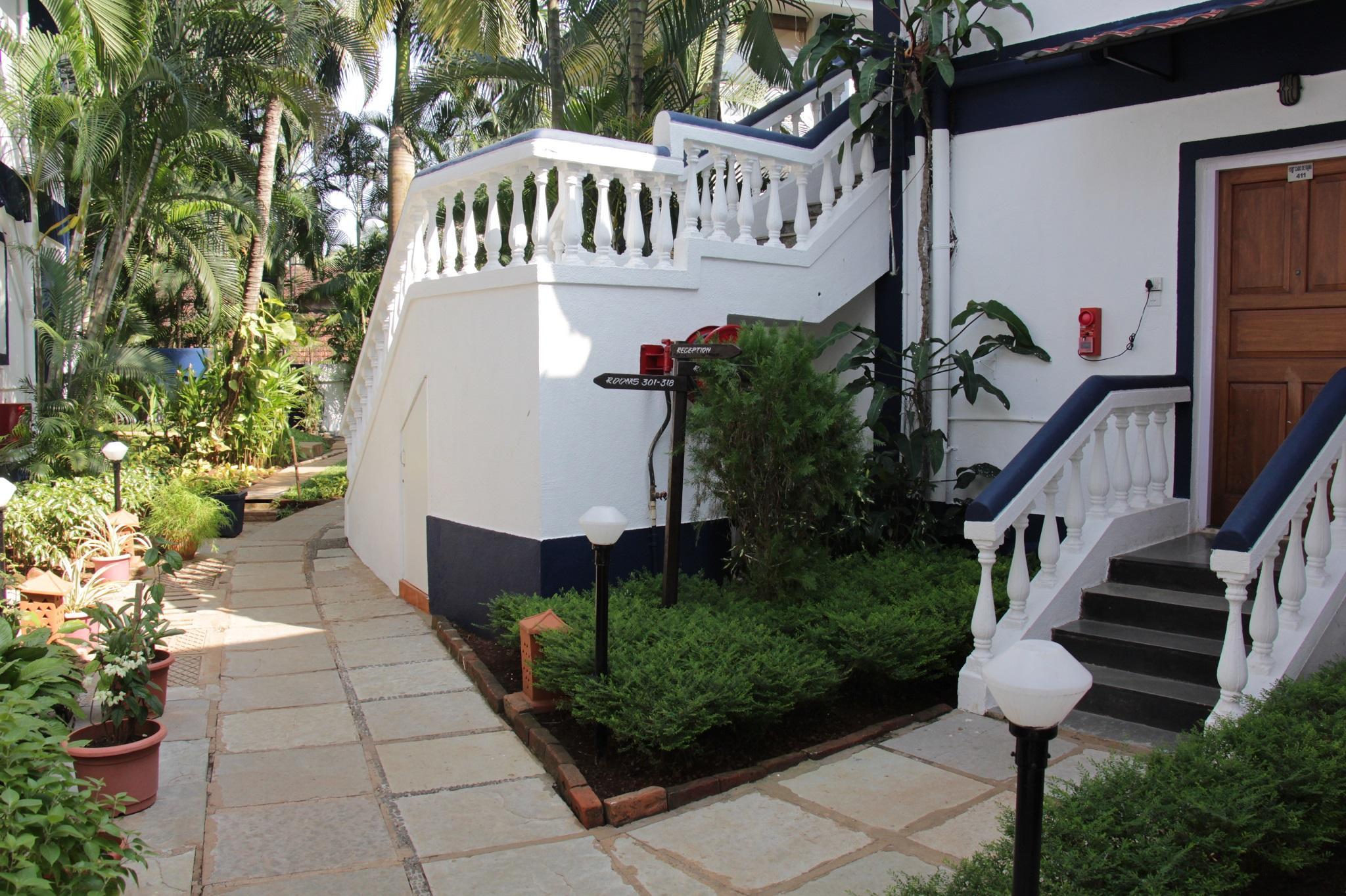 Santana Beach Resort Candolim Exterior photo