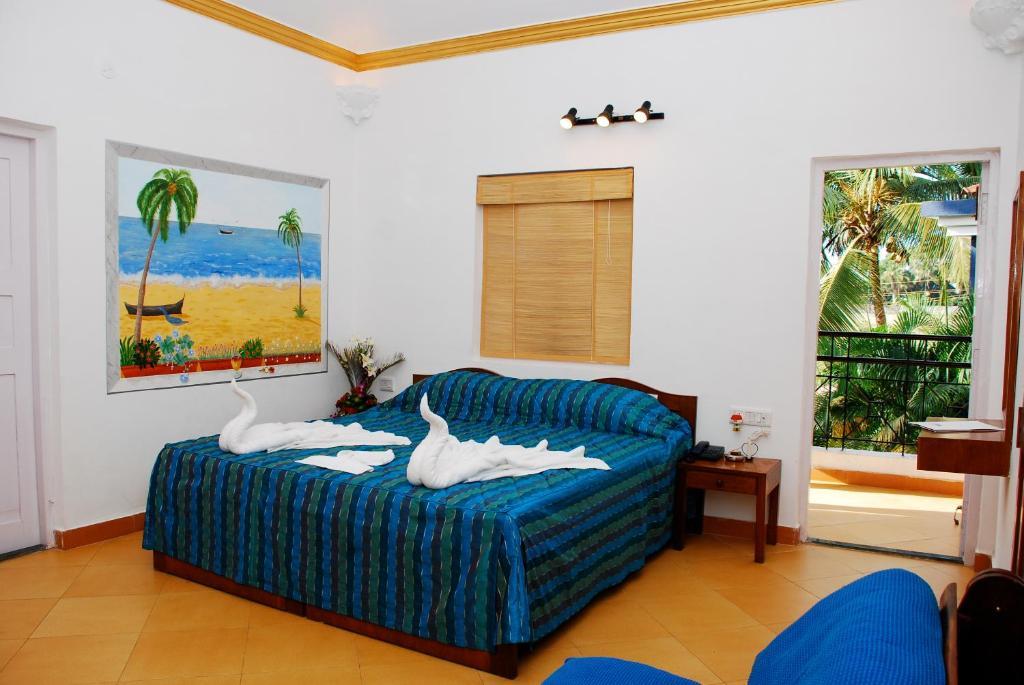 Santana Beach Resort Candolim Exterior photo